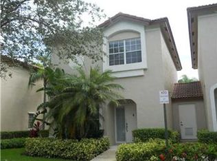 16154 Emerald Cove Rd, Fort Lauderdale, FL 33331
