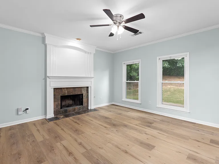 380 Belmont Chase Ct — Photo 11
