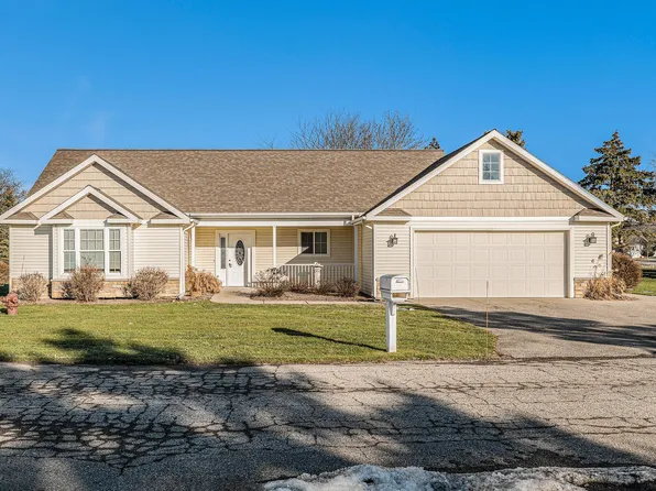 235 W Gardner St NW, Sparta, MI 49345