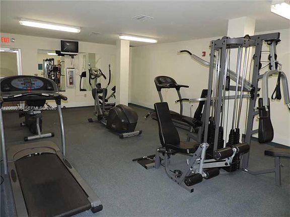 3rd image of 3339 Virginia St APT 324