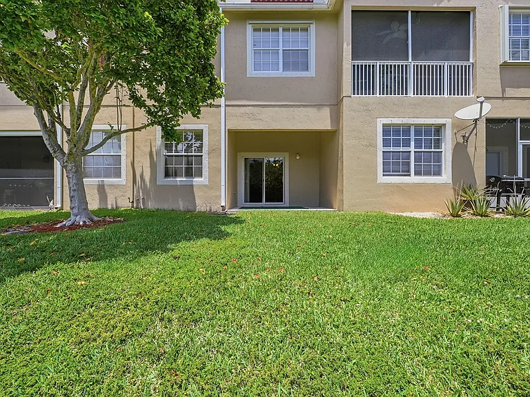 9056 Plymouth Pl — Photo 30