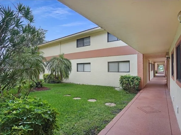 15234 Lakes Of Delray Blvd APT 250, Delray Beach, FL 33484