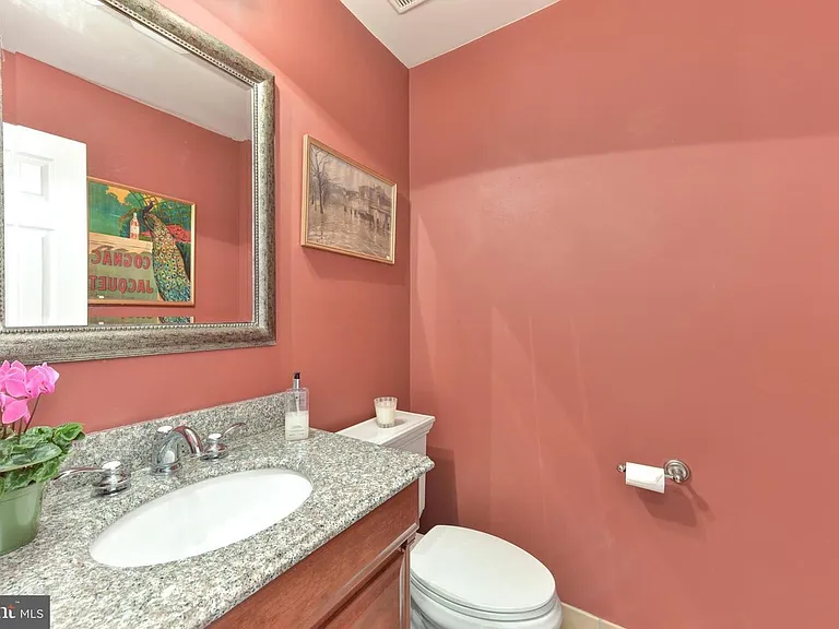 6801 McLean Province Cir — Photo 23