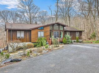 129 Overhill Rd, Stormville, NY 12582