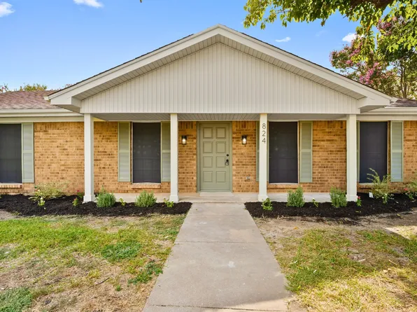 824 N 66th St, Waco, TX 76710