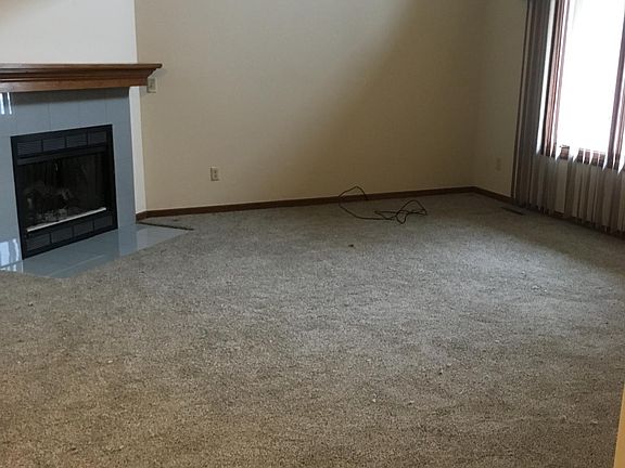 3rd image of 8260 Talia Ct