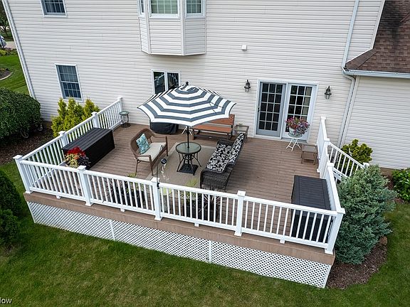 3rd image of 2051 Stone Hedge Ln