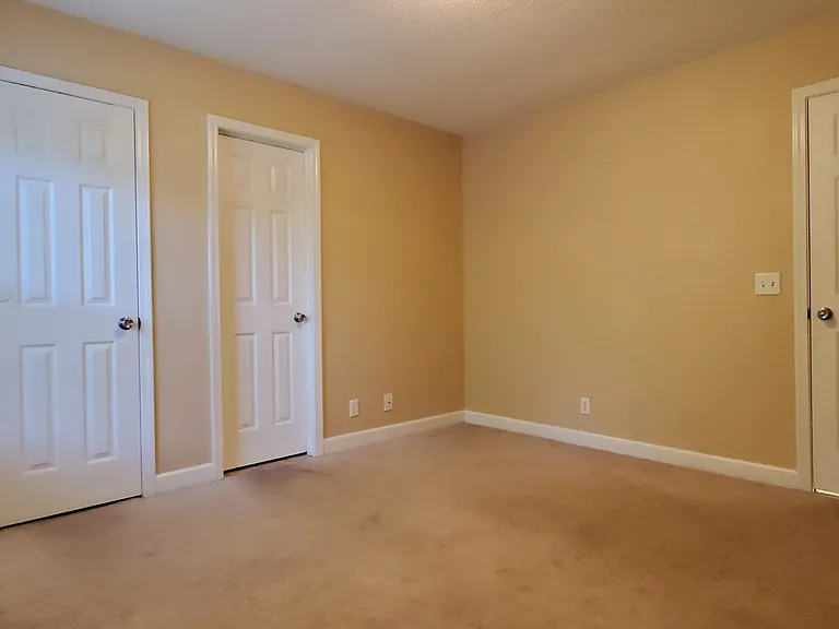 710 S Orange St — Photo 12