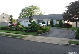 1st image of 23 Shore Dr W