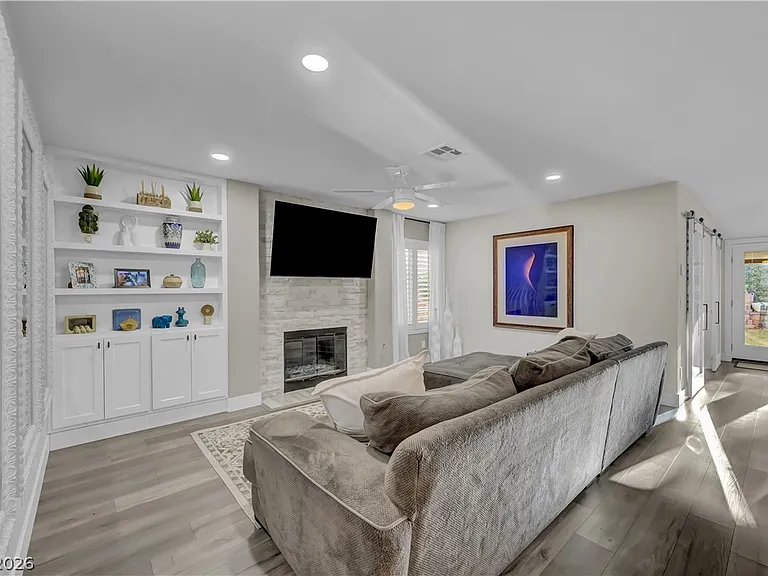 1413 Premier Ct — Photo 19