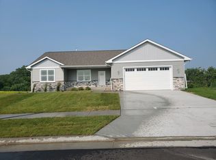 1513 Ohio St, Ames, IA 50014