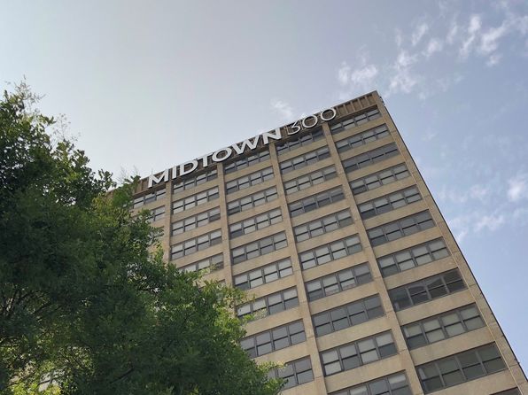300 S Grand Blvd APT 810