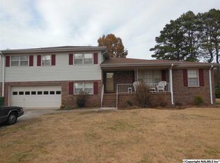 907 San Ramon Ave SE, Huntsville, AL 35802