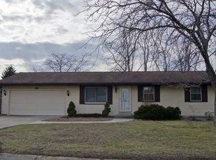 367 S Ridgeview Ct, Warsaw, IN 46582