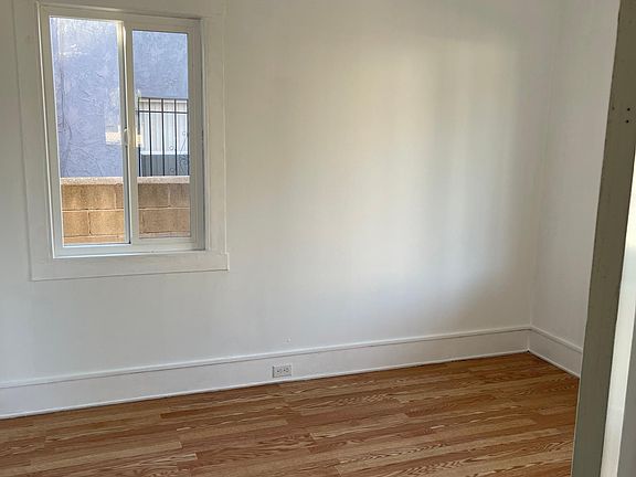 2nd image of 1118 W 119th St #1118