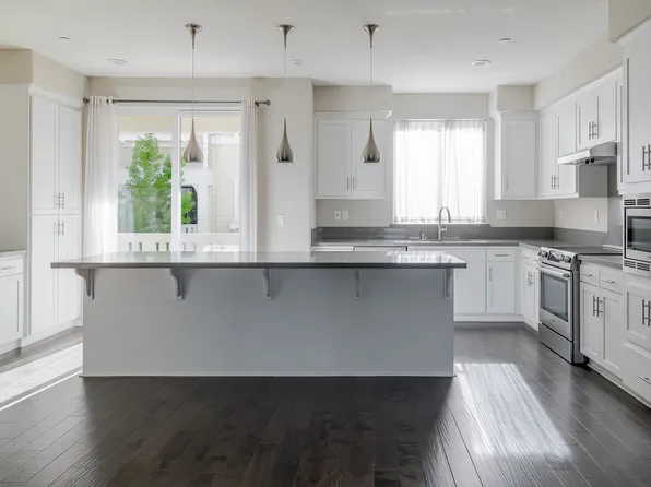 843 Sierra Vista Ave, Mountain View, CA 94043