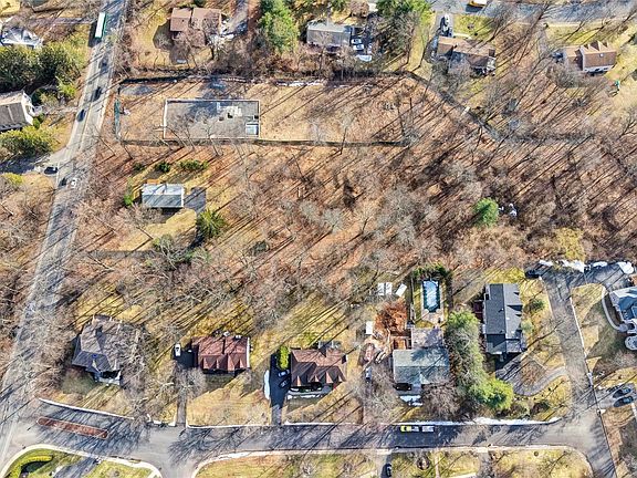 4th image of 37 College Road