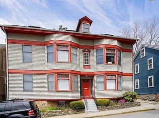 20 Perry St, Newport, RI 02840