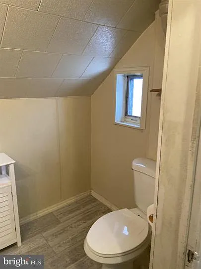 929 Johnston Ave #2 — Photo 12