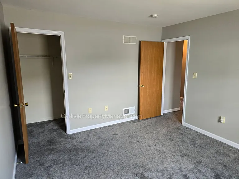 57 W Cabin Hollow Rd #4 — Photo 18