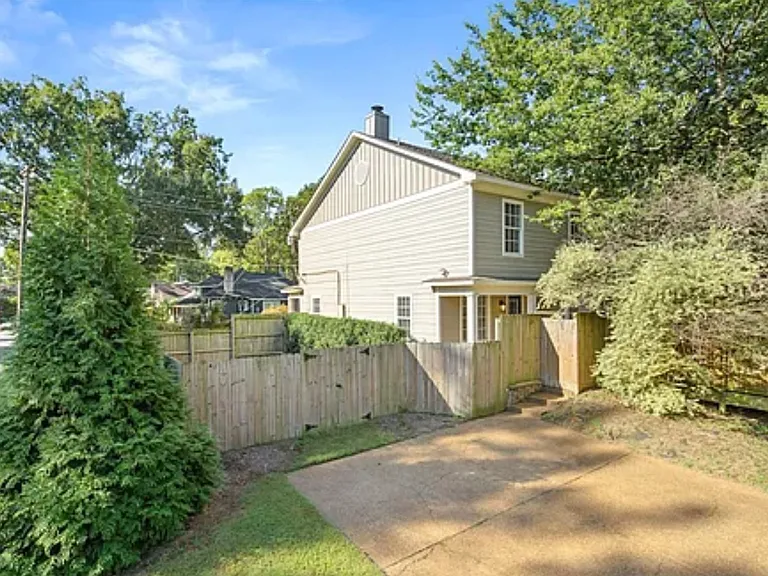 1940 Jefferson Ave — Photo 21