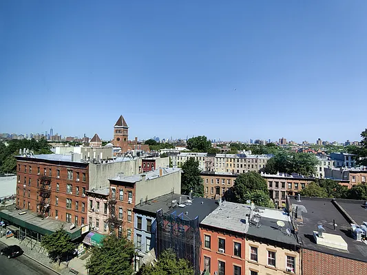 Rented by Signature Property Realty | media 21