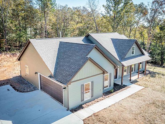 2nd image of 24 Hollys Ln