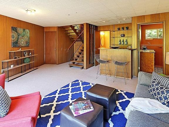 5th image of 8235 Merrimount Dr