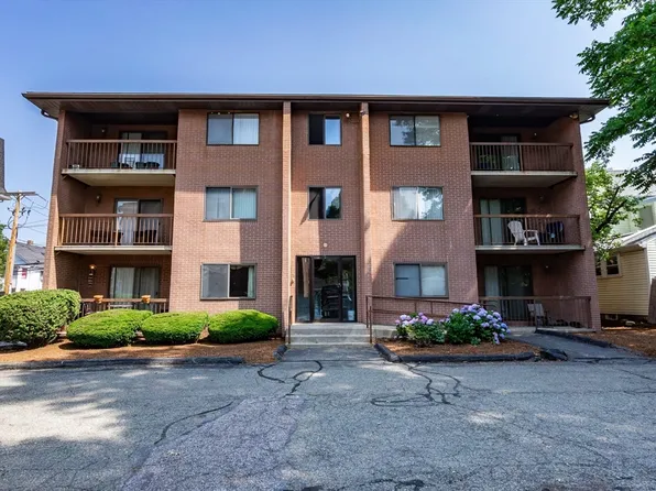 150 School St APT 5, Waltham, MA 02451