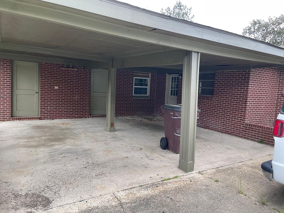 2801 Camellia St, Tuskegee Institute, AL 36088 Zillow
