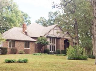 2519 E Valley Water Mill Rd, Springfield, MO 65803