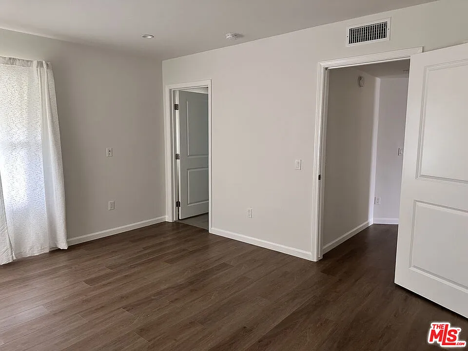 Building Photo - 4770 Edgewood Pl