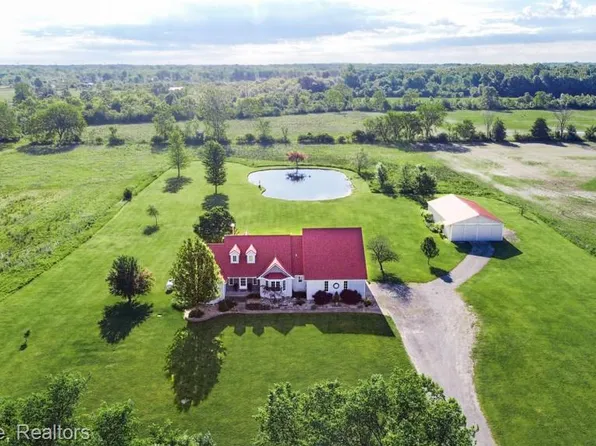 62580 Omo Rd, Lenox, MI 48048