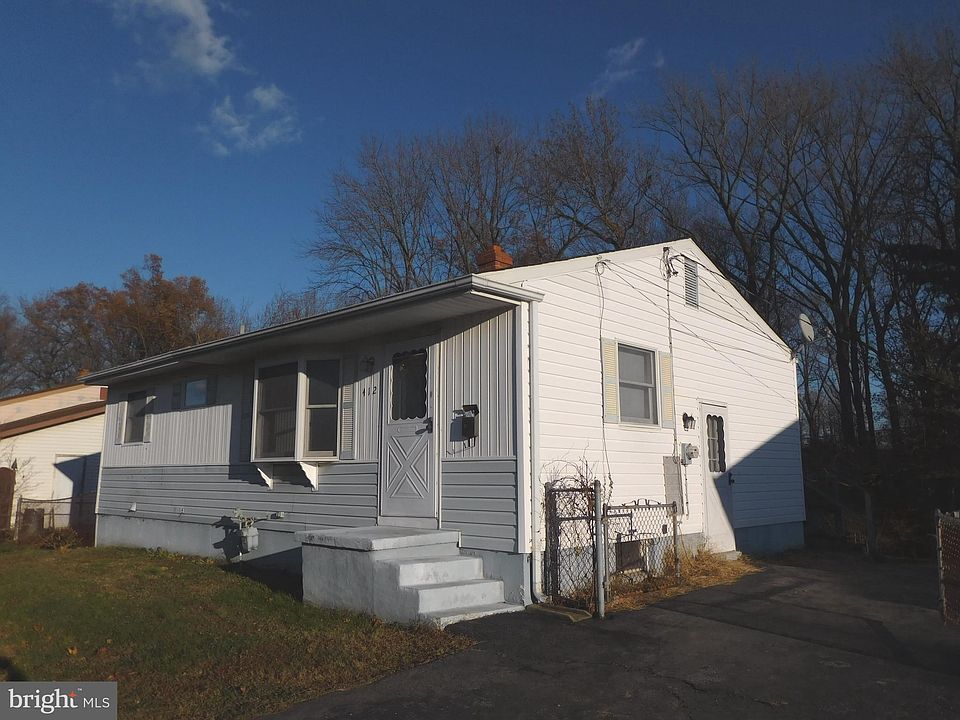 1st image of 412 Tamara Cir