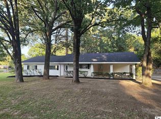 202 Frederick St, Bastrop, LA 71220