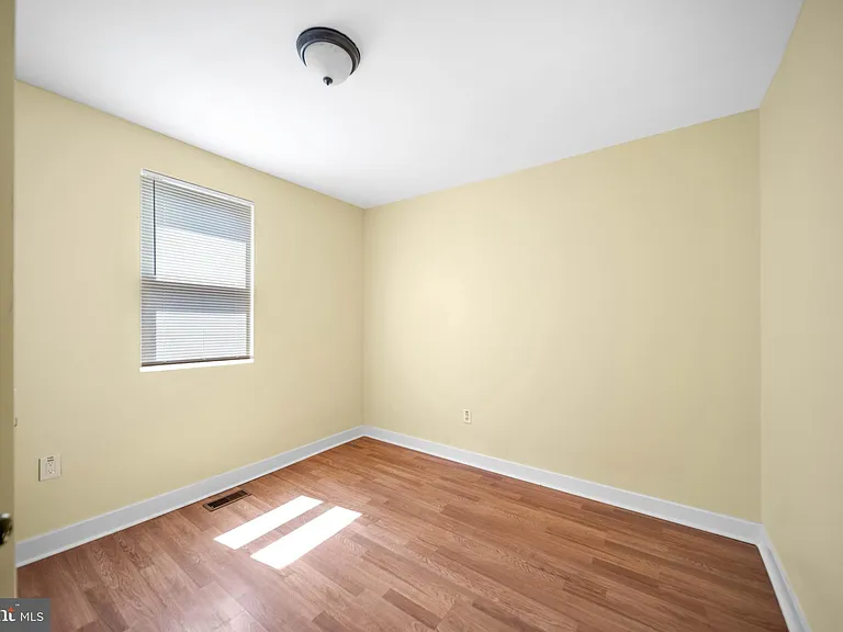 2712 Sherman Ave NW — Photo 10