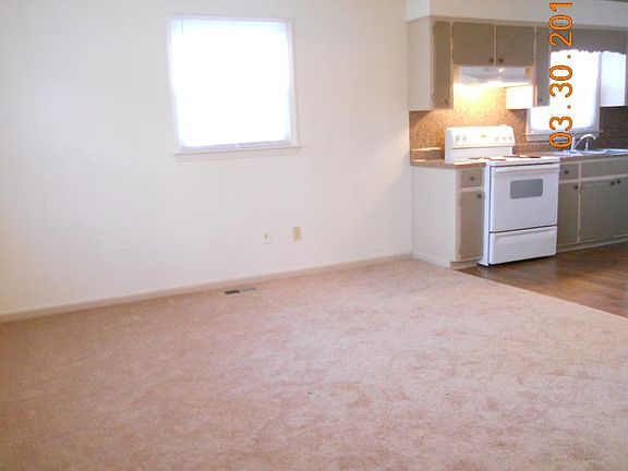 Den.Looking in from front door