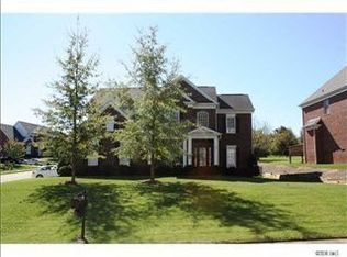 144 Foxfield Park Dr, Mooresville, NC 28115