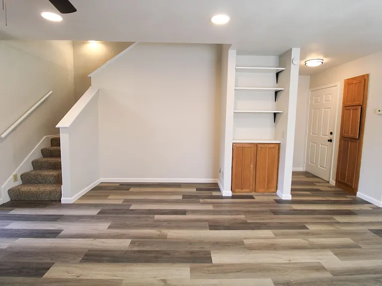 933 Schertz Pkwy — Photo 10
