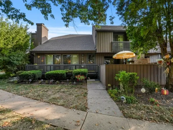 122 Kingsberry Dr, Franklin Twp., NJ 08873