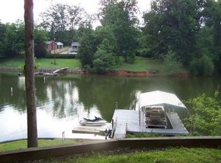 129 Golf Course Rd, Maiden, NC 28650