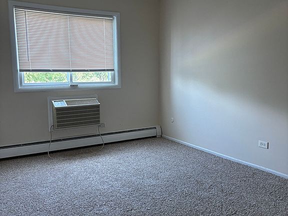 3rd image of 8538 Lotus Ave APT 603