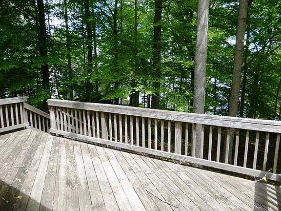 4th image of 244 N Macon Dr