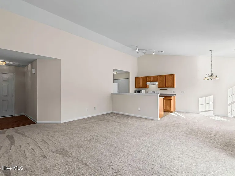 953 Wyndfall Dr SW — Photo 3