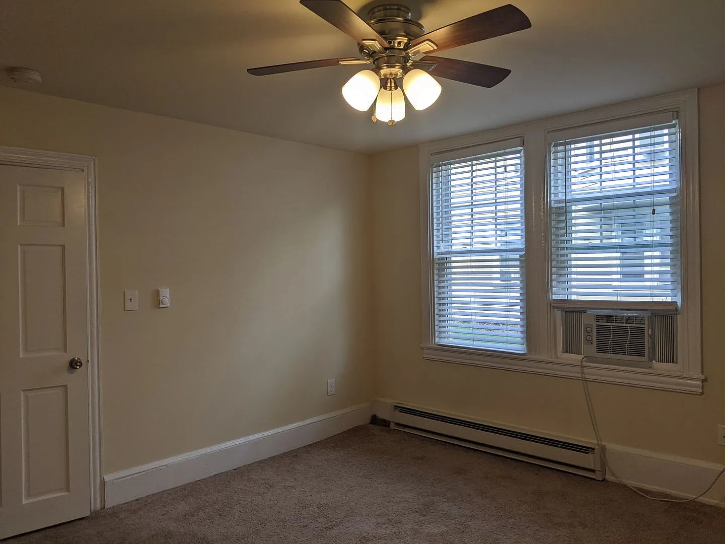 Wesley Apartments — Photo 4