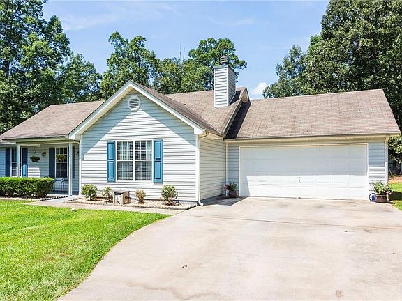 2nd image of 114 Pebble Creek Dr