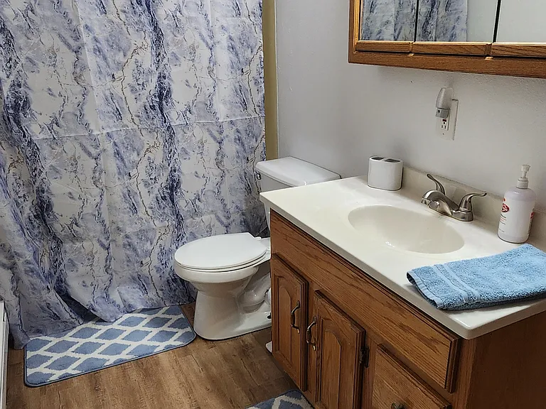 415 Bernal St — Photo 2