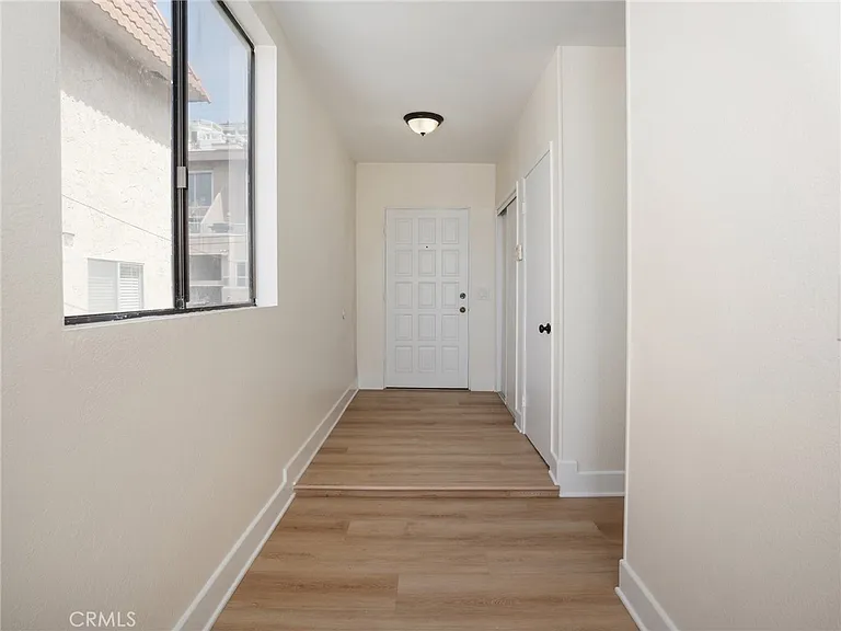 355 Pershing Dr #B — Photo 4