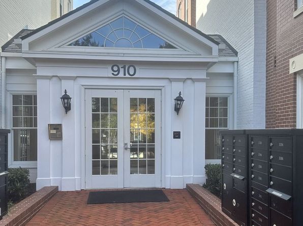 910 Powhatan St UNIT 105N
