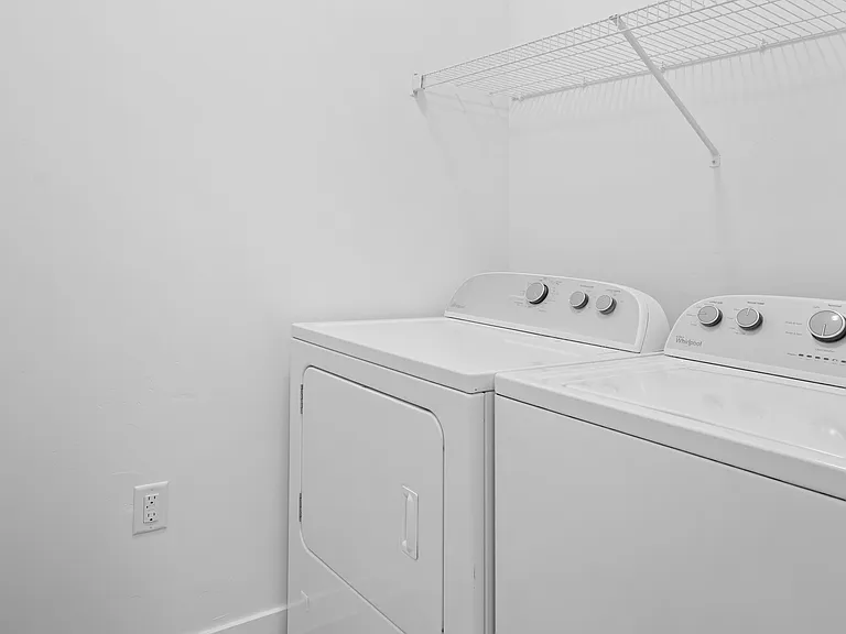 Outlook Apartments — Photo 46